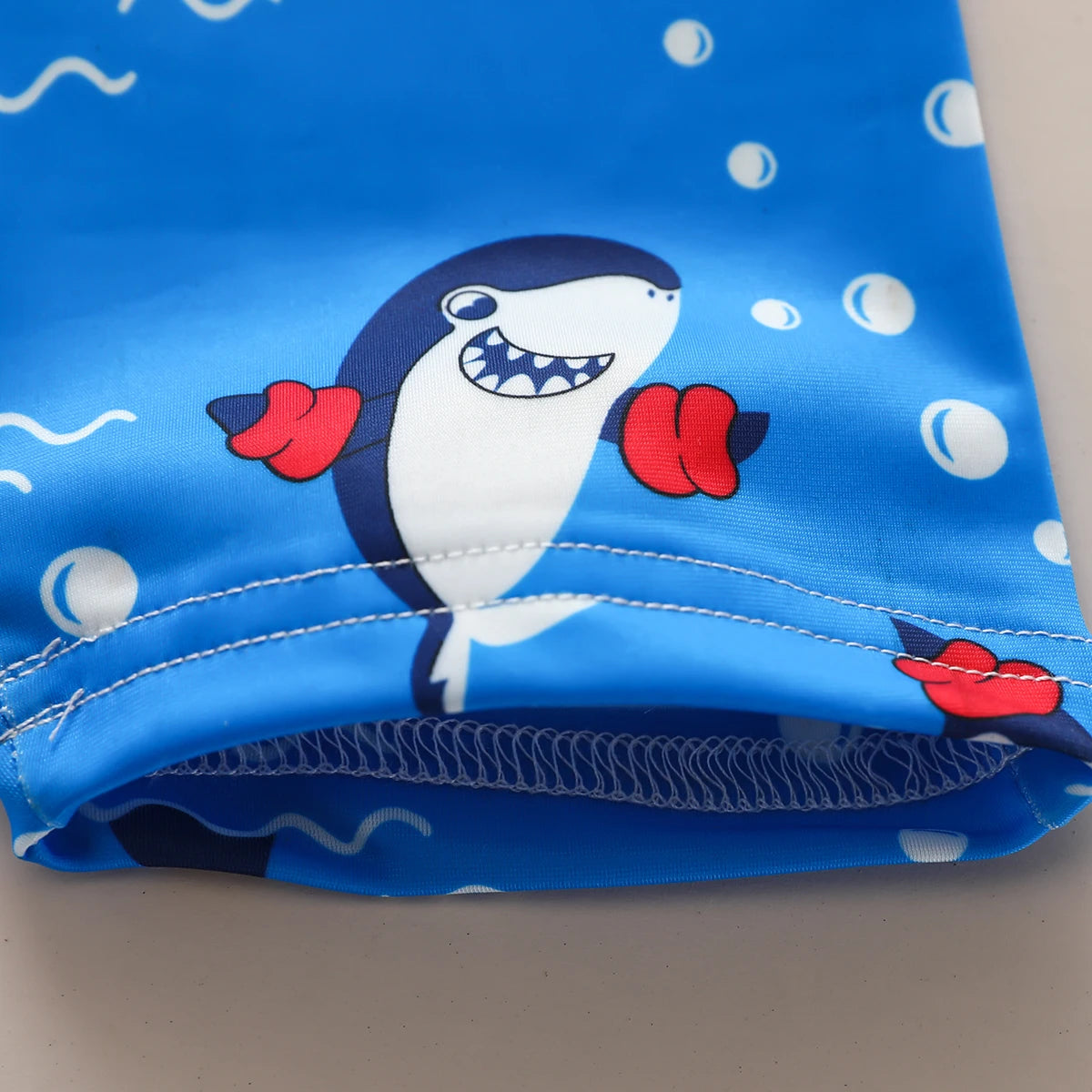 Rash Guard Neonato e Bambino con Cerniera e Stampa Squaletti – Manica Corta, 0–3 Anni