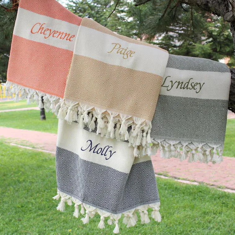 Telo Mare Turco Personalizzato con Ricamo del Nome – 100% Cotone, 8 Colori, 100×180 cm